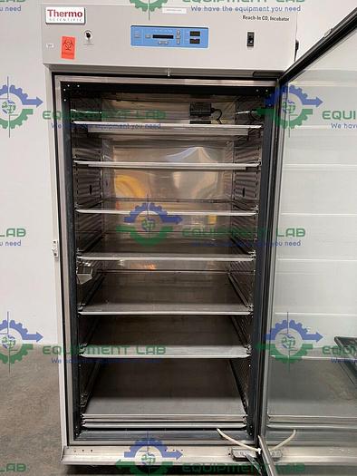 Used Thermo Scientific 3950 Reach-In 60°C CO2 Incubator 29 Cu Ft
