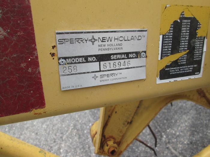 Used New Holland 258 Hay Rake