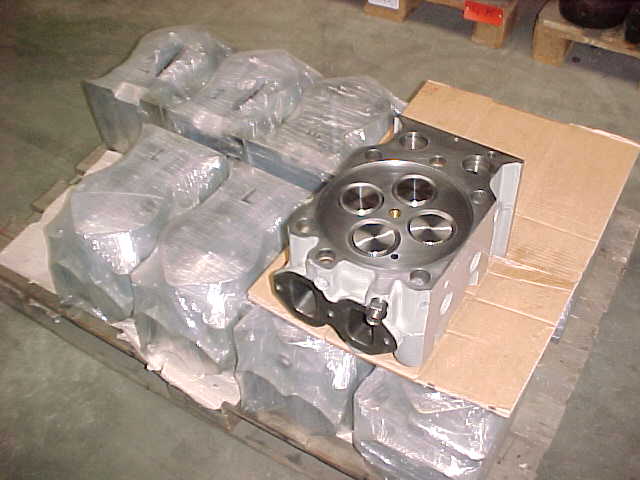 Used CYLINDER HEADS MWM TBD 604-BL6 / TBD 604-BV