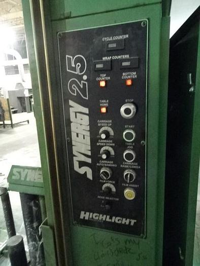 Used HIGHLIGHT INDUSTRIES SYNERGY STRETCH WRAP SYSTEMS MODEL 2.5 PALLET WRAPPER