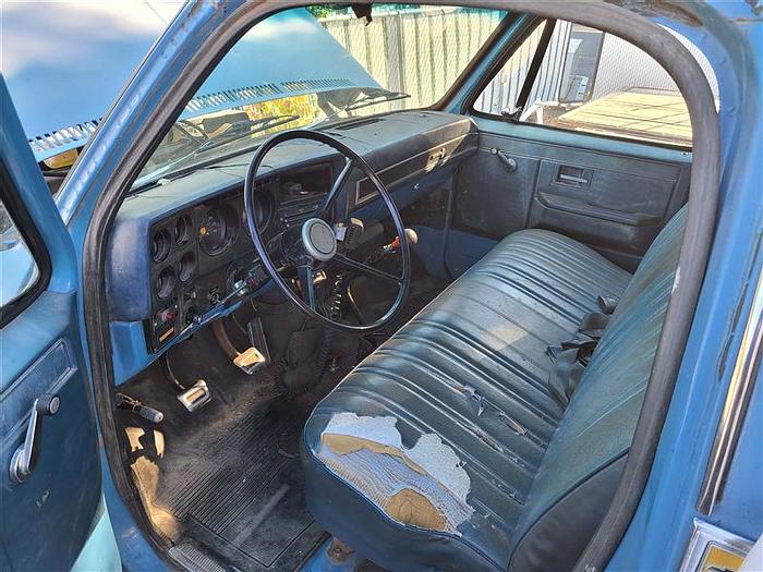 Used 1983 Smeal Smeal 10T Pump Hoist Rig