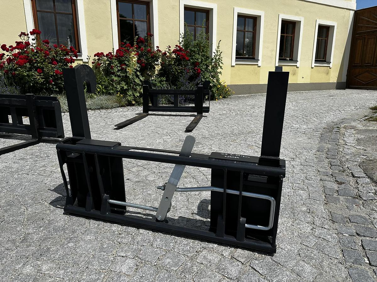 2025 BIG Adapter JCB Q-Fit passend zu Euro Aufnahme