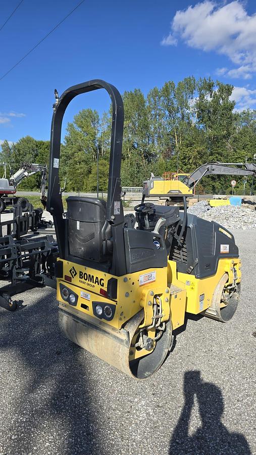 Gebraucht 2017 Bomag Tandemwalze BW 90 AD-5