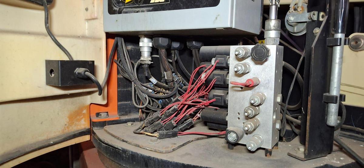 Gebraucht 2007 JLG E300 AJP Gelenk Teleskoparbeitsbühne