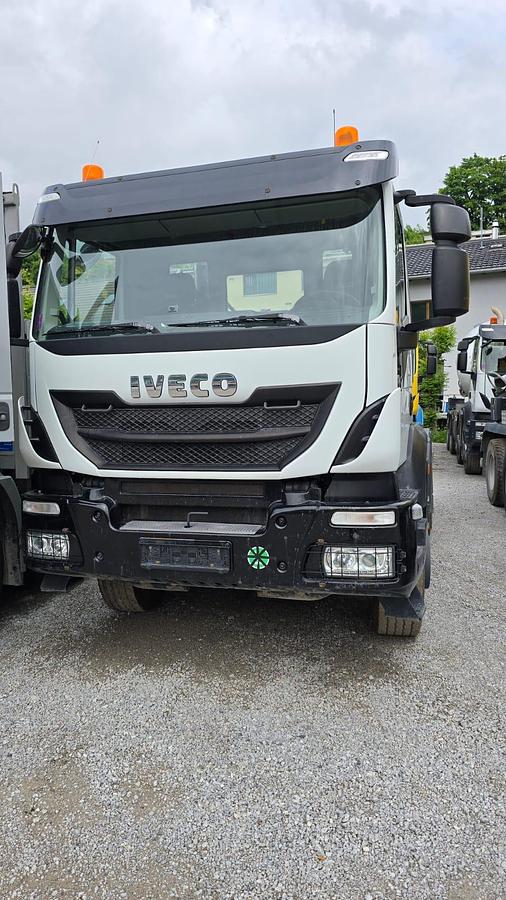 Gebraucht 2017 IVECO N3G AD440T 45T Sattelzugmaschine