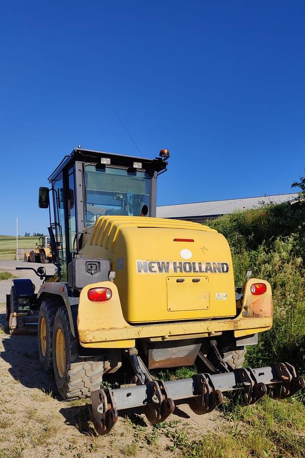 Gebraucht 2008 New Holland F106.6A Motorgrader
