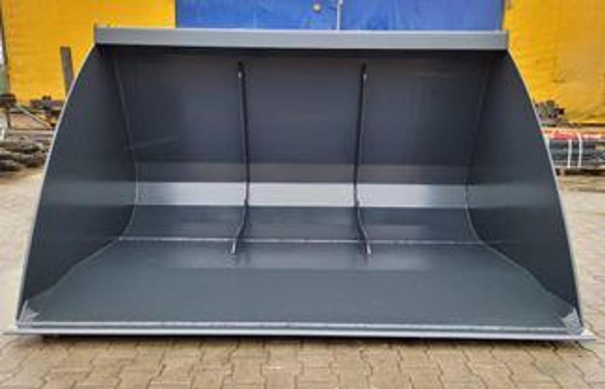 BIG Volumenschaufel 250 SMY mit Manitou Aufnahme