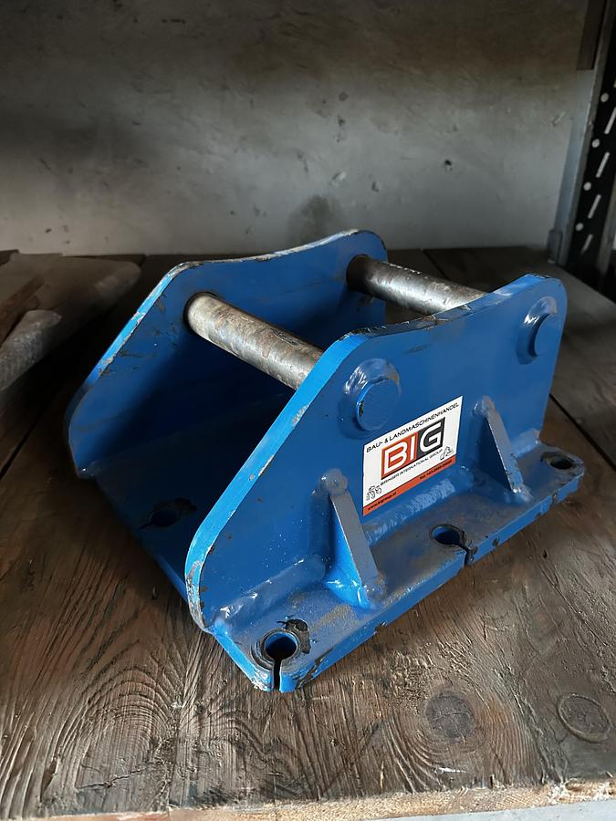 BIG Anschraubplatte mit Martin M03 Aufnahme