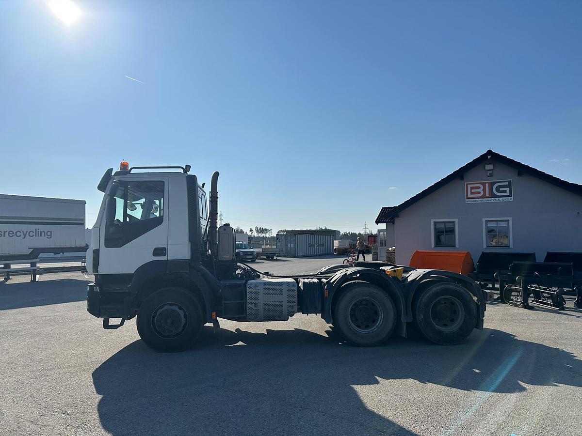 Gebraucht 2017 IVECO AD440T Sattelzugmaschine