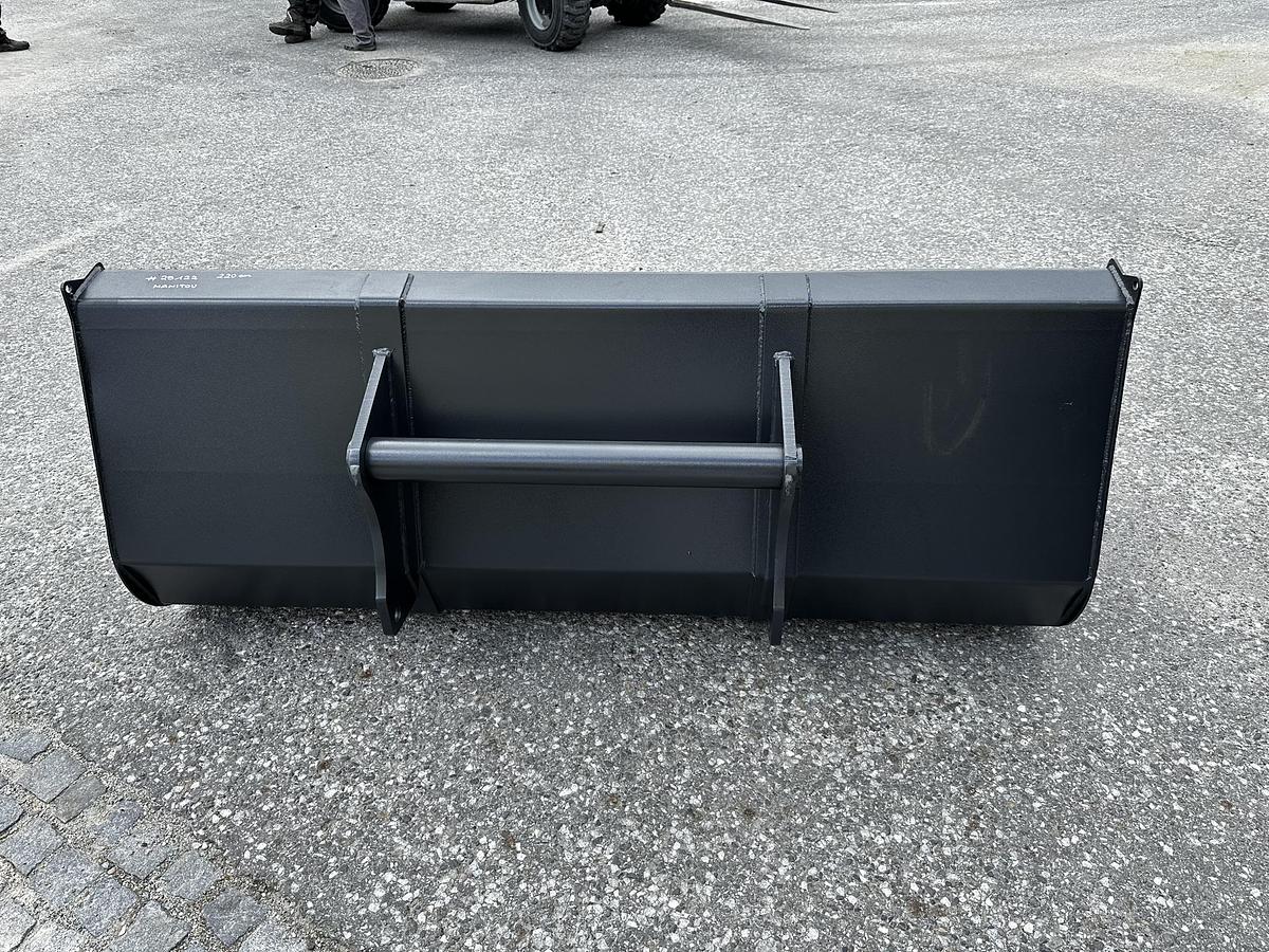 2025 BIG Schwergutschaufel 220 cm mit Manitou Aufnahme
