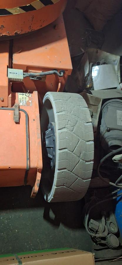 Gebraucht 2007 JLG E300 AJP Gelenk Teleskoparbeitsbühne