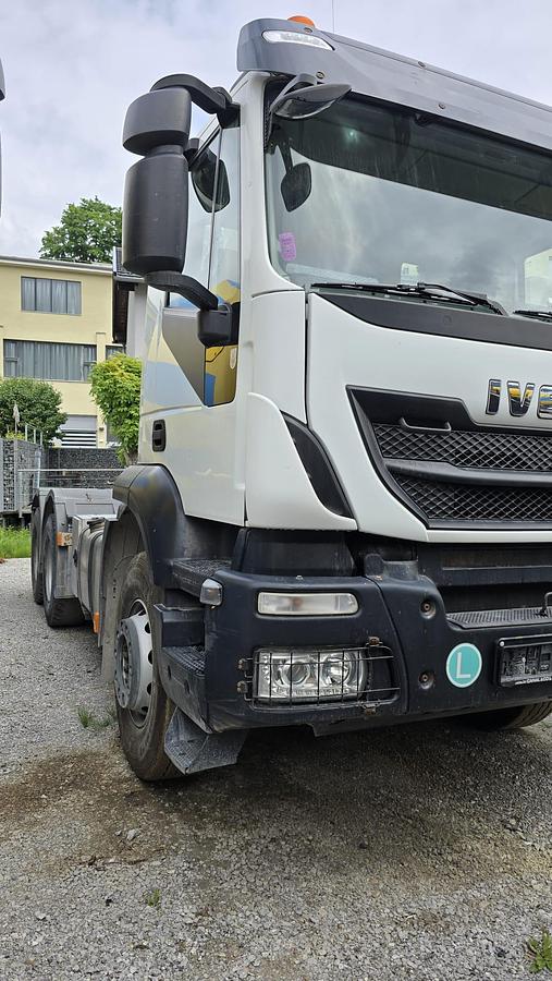 Gebraucht 2018 IVECO AD440T 45T Sattelzugmaschine
