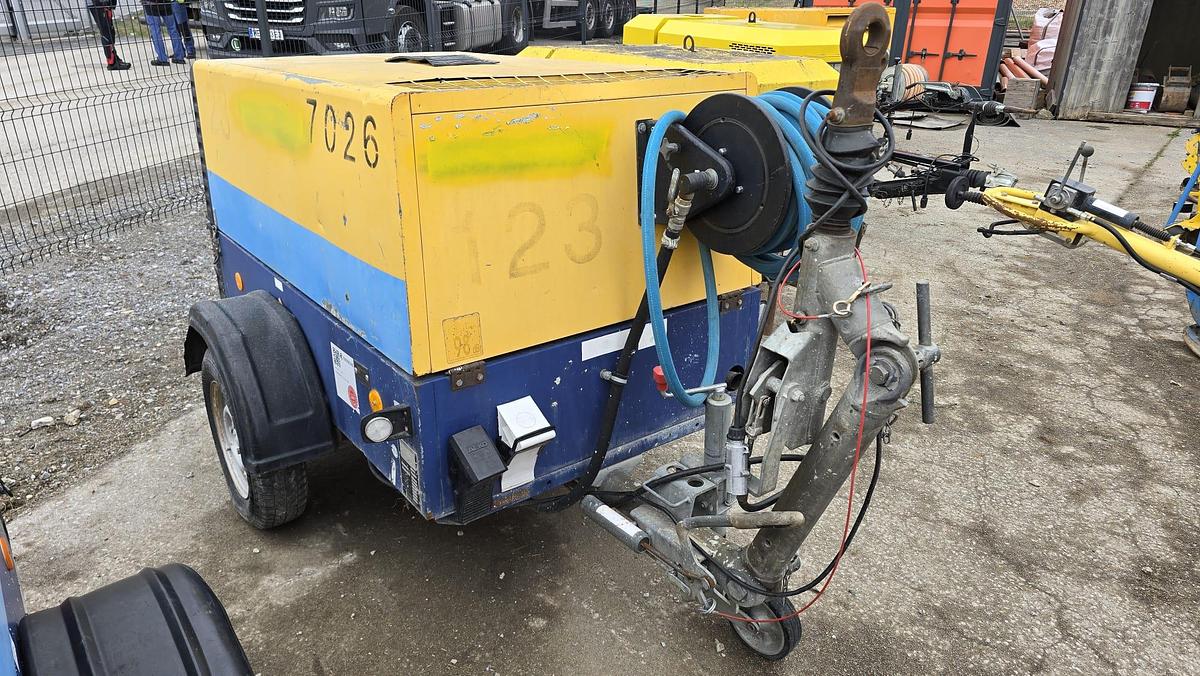 Gebraucht 2008 CompAir C 38 DLT 0407 Kompressor