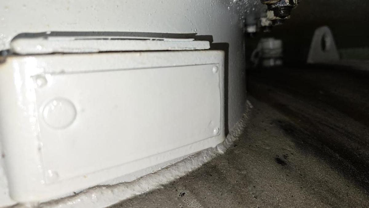 Gebraucht BIG Hakenliftcontainer mit 5000 l Tank