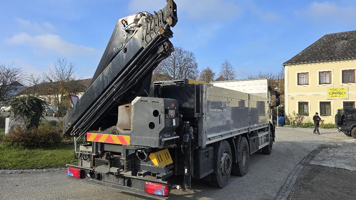 Gebraucht 2017 Iveco  Stralis 6x2 Baustoffpritsche mit Hiab 228-E5 Kran
