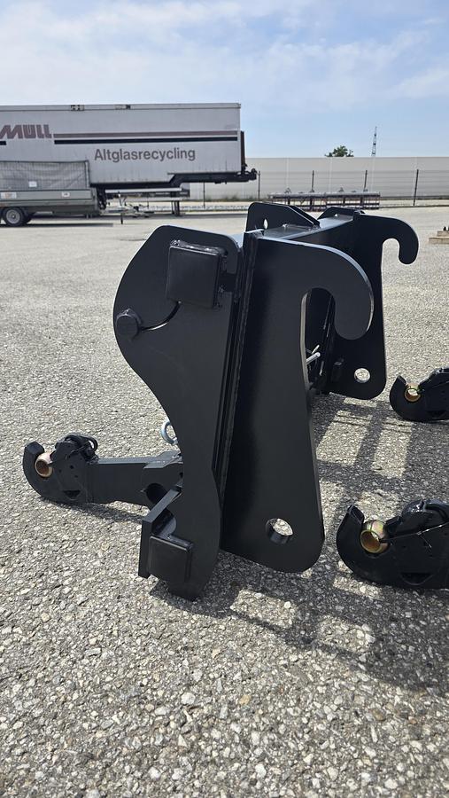 BIG Adapter Claas Scorpion auf Dreipunkt Aufnahme