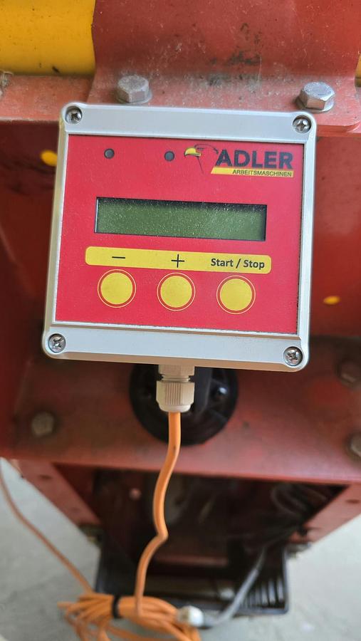 Gebraucht 2013 Adler ST-E 200L Salz und Splittstreuer