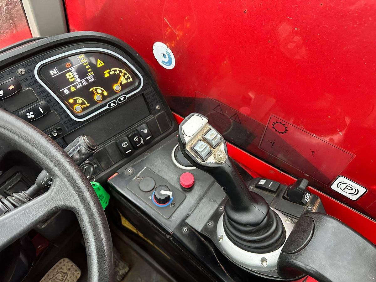 Gebraucht 2019 JCB 525-60T4 Teleskoplader