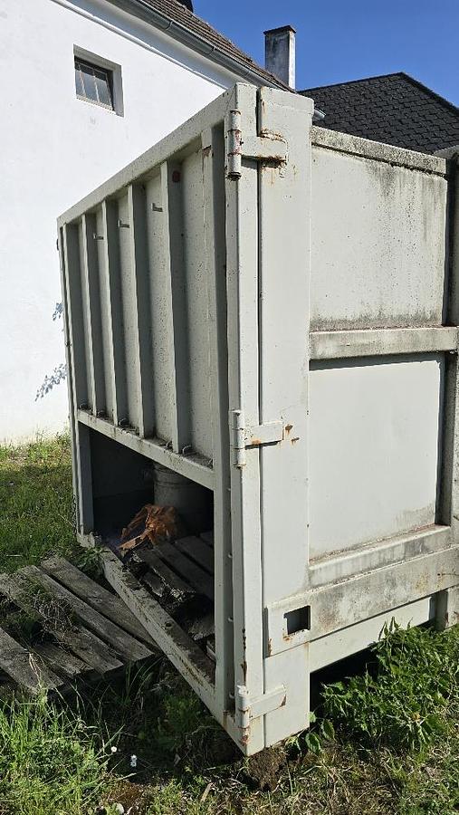 Gebraucht BIG Hakenliftcontainer mit 5000 l Tank