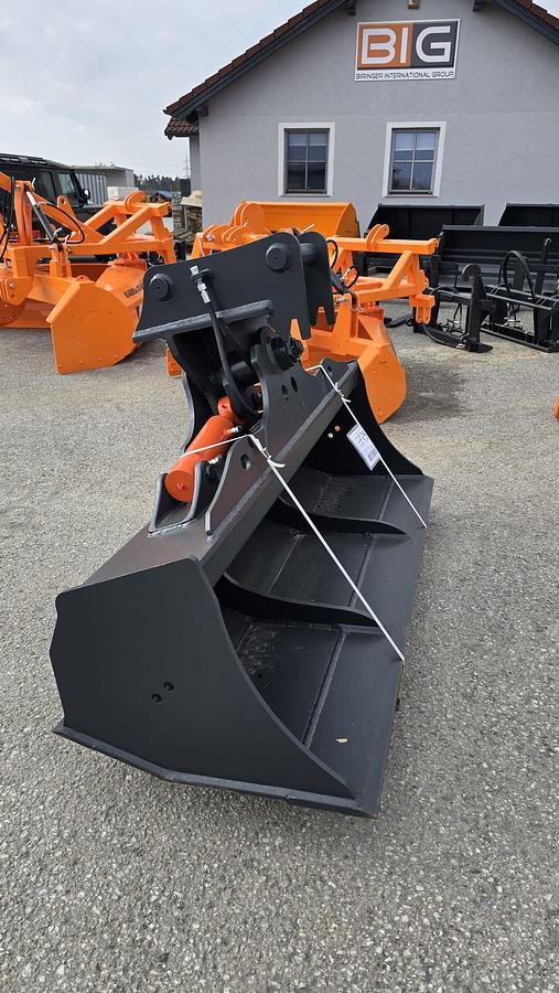 BIG hydraulischer Böschungslöffel 200cm mit M18 Aufnahme