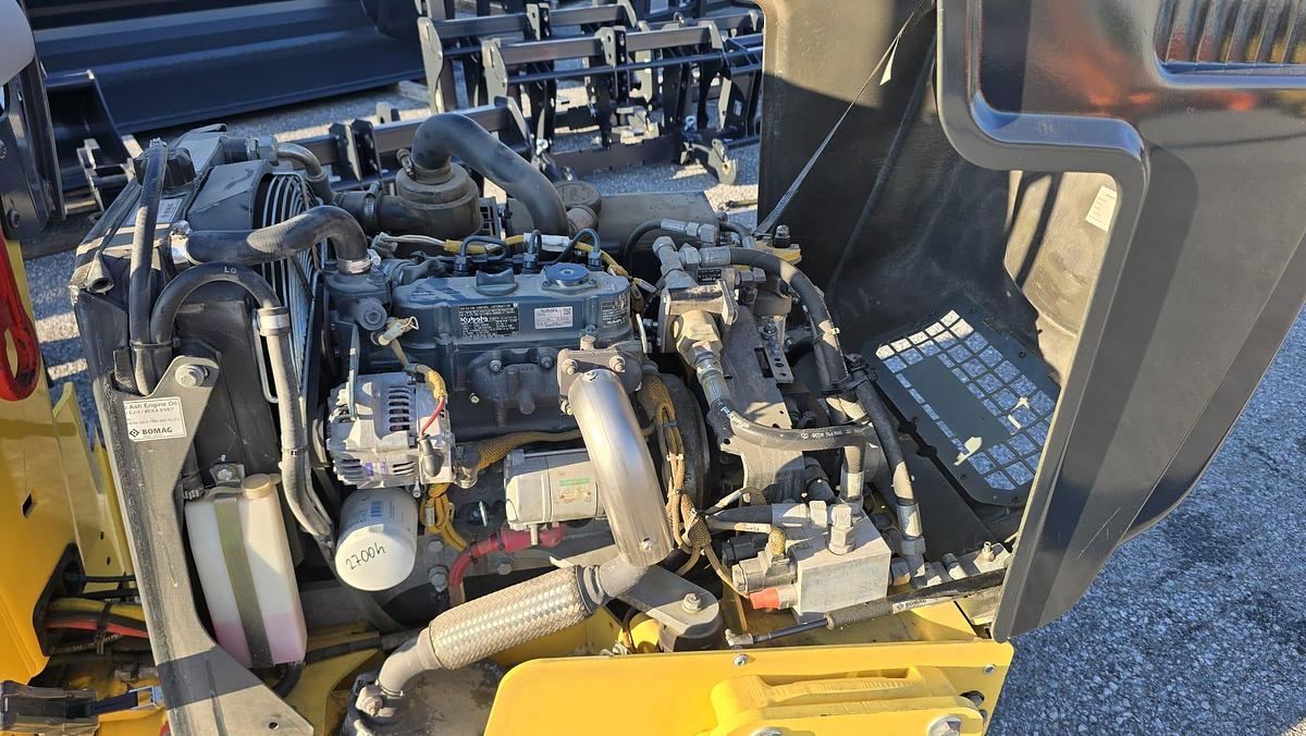 Gebraucht 2021 Bomag BW 90 AC-5 Kombi-Vibrationswalze