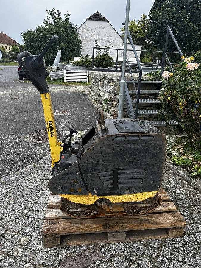 Gebraucht 2013 Bomag Reversierbare Vibrationsplatte BPR 70/70 D
