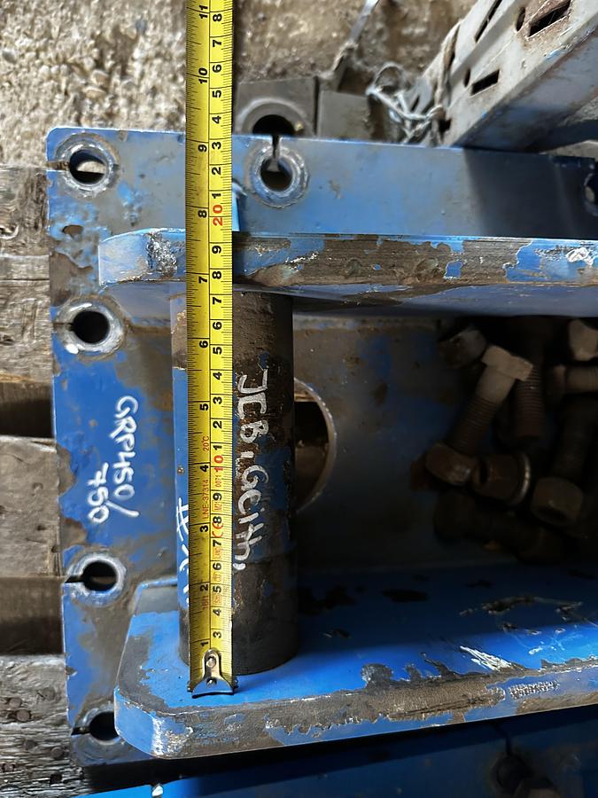 BIG Anschraubplatte mit JCB / Miller / Geith Aufnahme