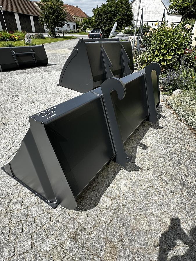 2025 BIG Schwergutschaufel 240 cm mit JCB Q-Fit Aufnahme