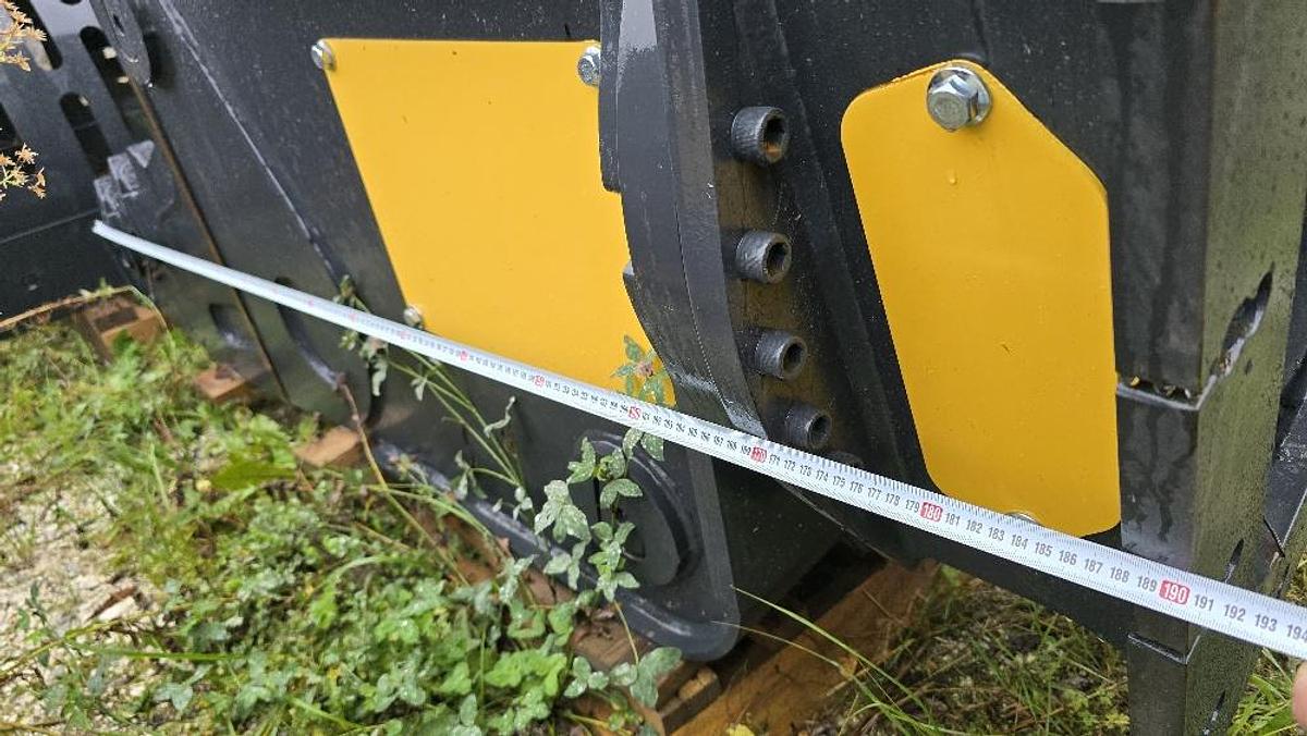 Gebraucht Müstang RH 16 Abbruchpulverisierer NEU