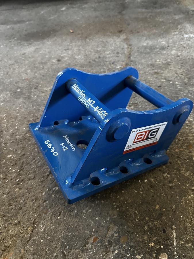 BIG Anschraubplatte mit Martin M02 Aufnahme