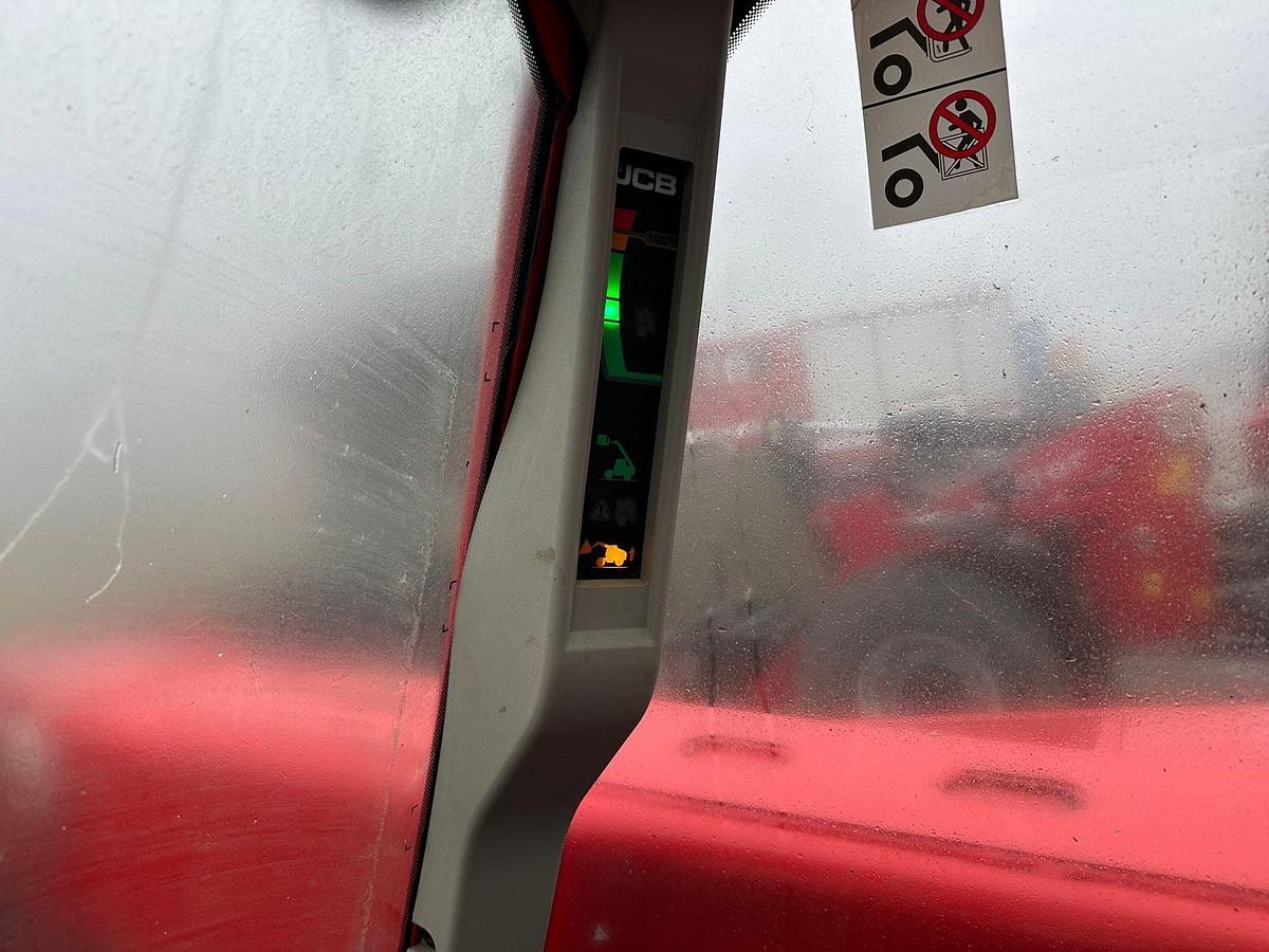 Gebraucht 2019 JCB 525-60T4 Teleskoplader