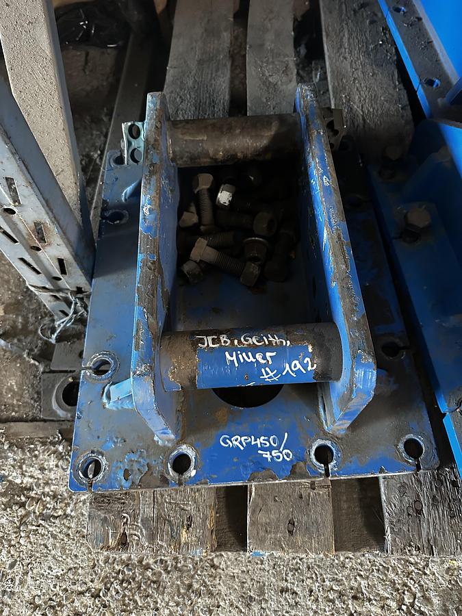 BIG Anschraubplatte mit JCB / Miller / Geith Aufnahme