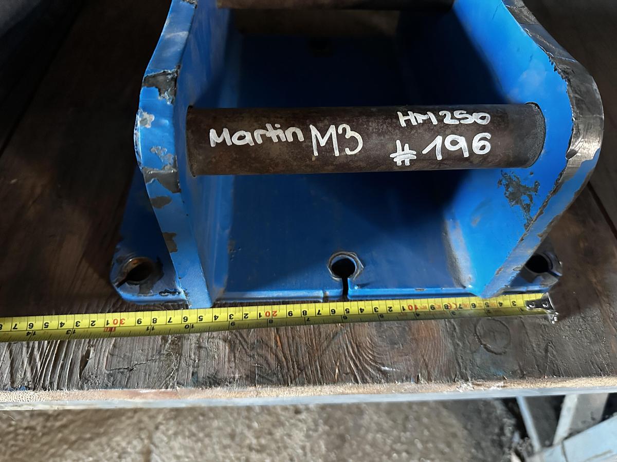 BIG Anschraubplatte mit Martin M03 Aufnahme