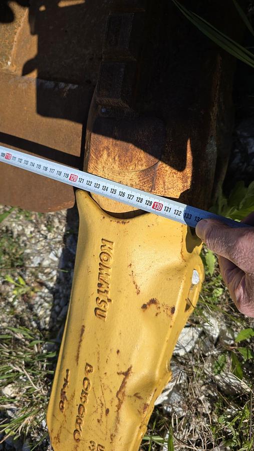 Gebraucht Verachtert  Felslöffel mit gepanzerten Zähnen