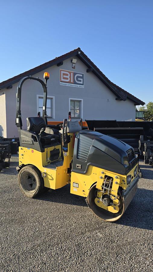 Gebraucht 2021 Bomag BW 90 AC-5 Kombi-Vibrationswalze