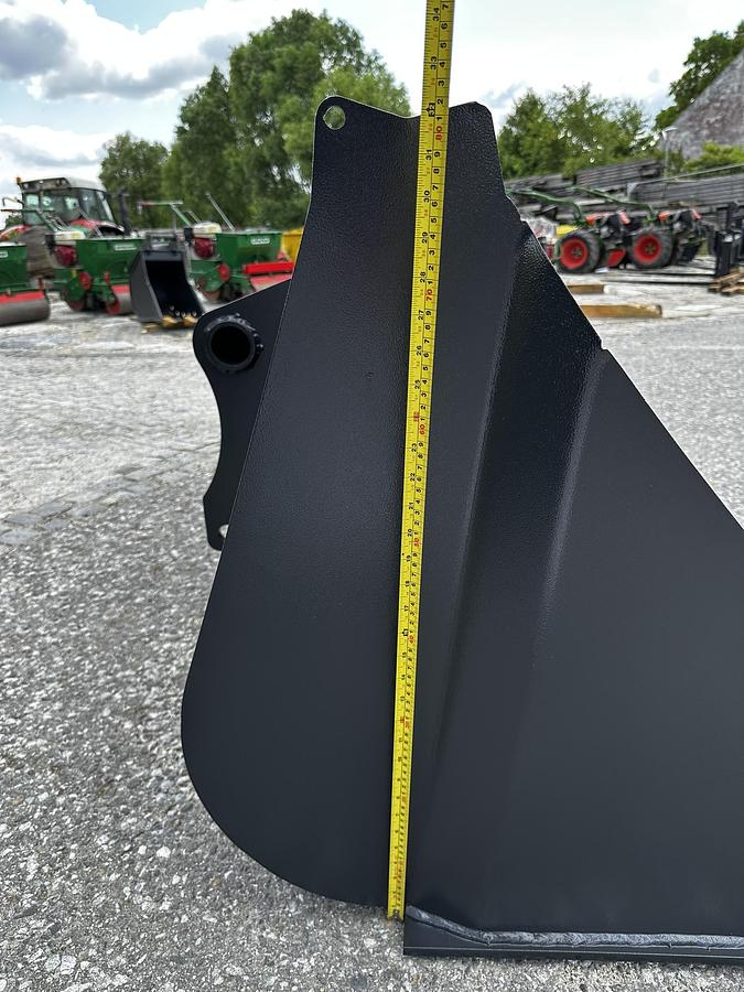 2025 BIG Schwergutschaufel 220 cm mit Manitou Aufnahme
