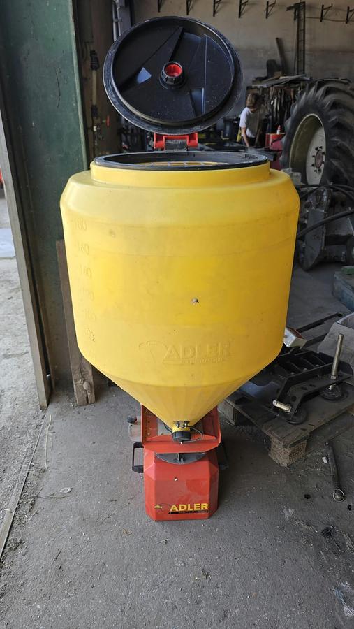 Gebraucht 2013 Adler ST-E 200L Salz und Splittstreuer