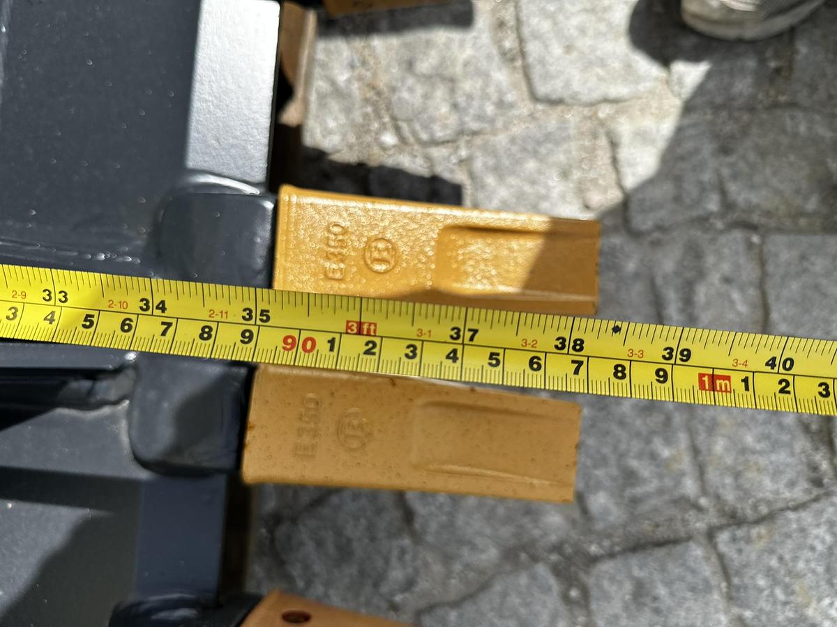 2025 BIG Tieflöffel 40cm mit MS03 Symblock Aufnahme
