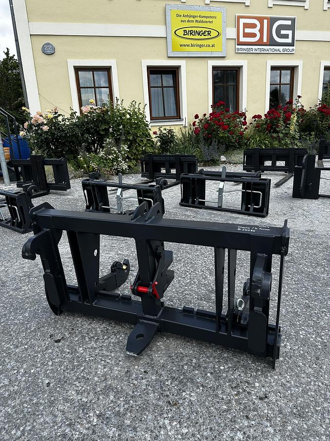 2025 BIG Adapter Merlo auf Dreipunkt Aufnahme