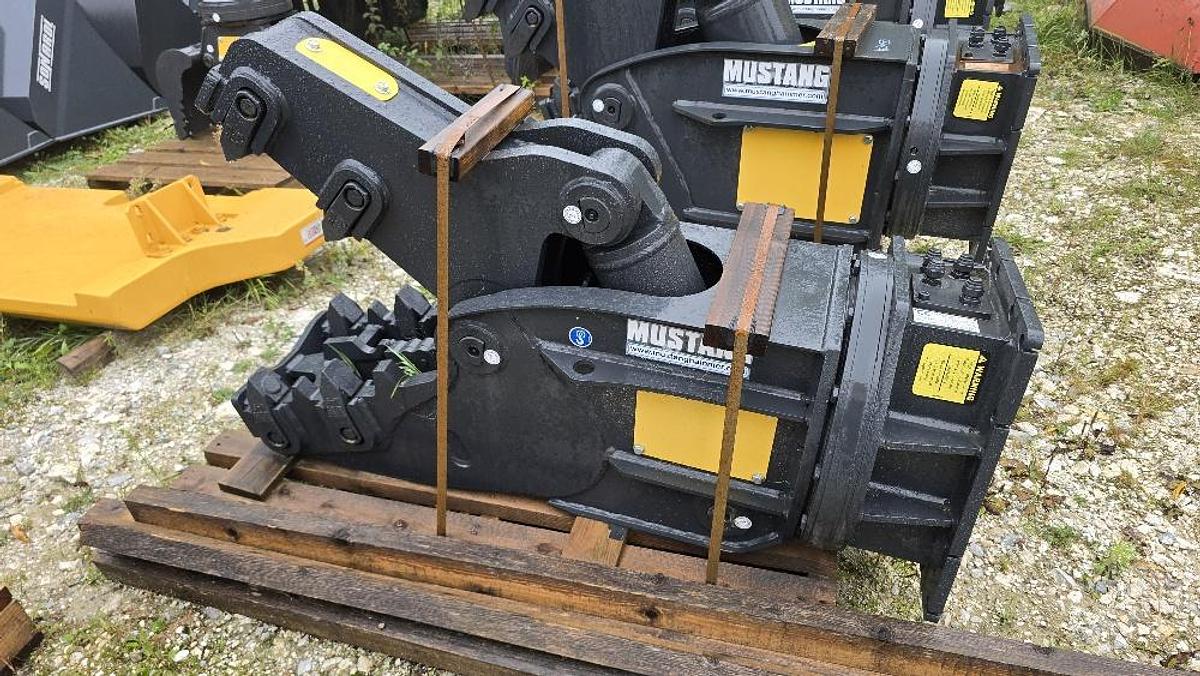 Gebraucht Müstang Abbruchpulverisierer RH05