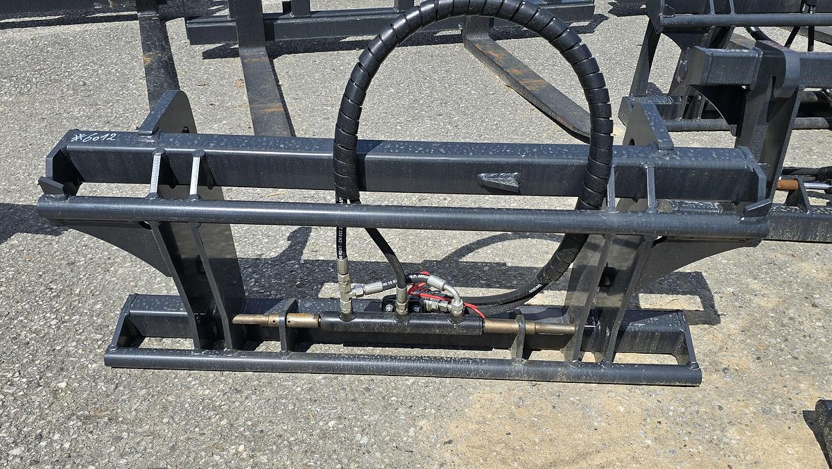 FK Machinery Hydraulischer Adapter Kramer Groß auf Euro