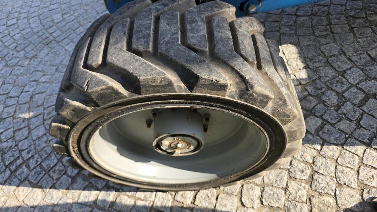 Gebraucht 2013 Genie Z-51/30J Teleskoparbeitsbühne