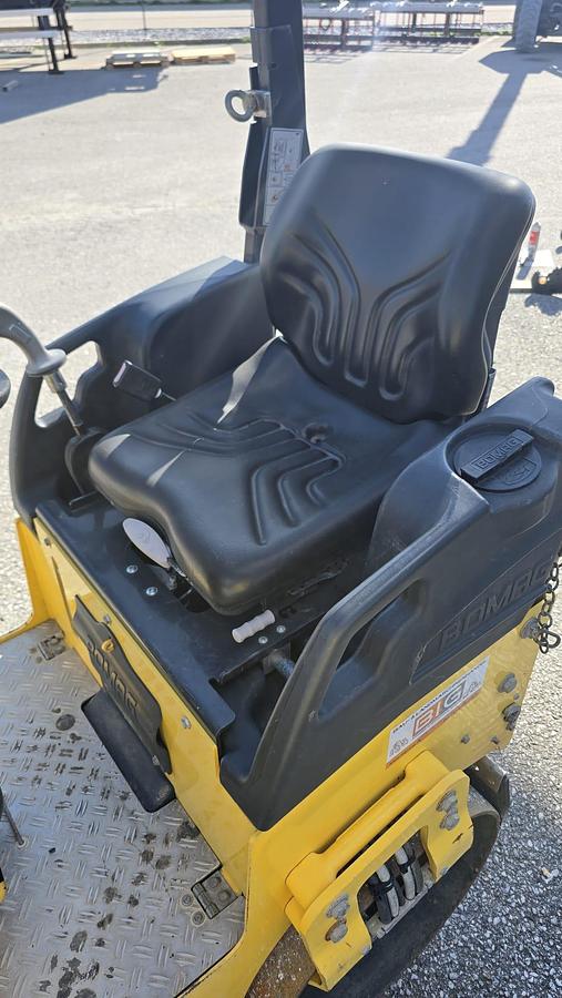 Gebraucht 2017 Bomag Tandemwalze BW 90 AD-5