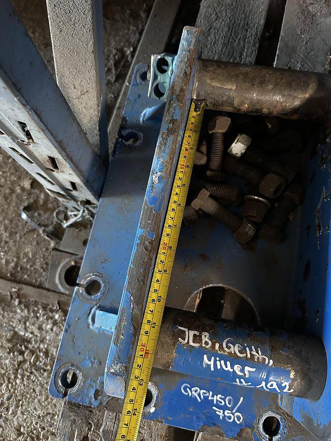 BIG Anschraubplatte mit JCB / Miller / Geith Aufnahme
