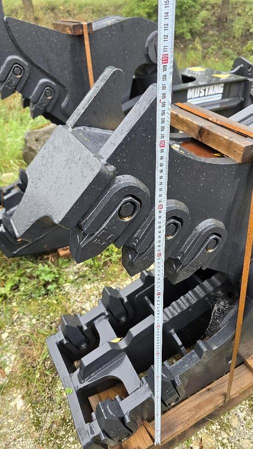 Gebraucht Müstang RH12 Abbruchpulverisierer