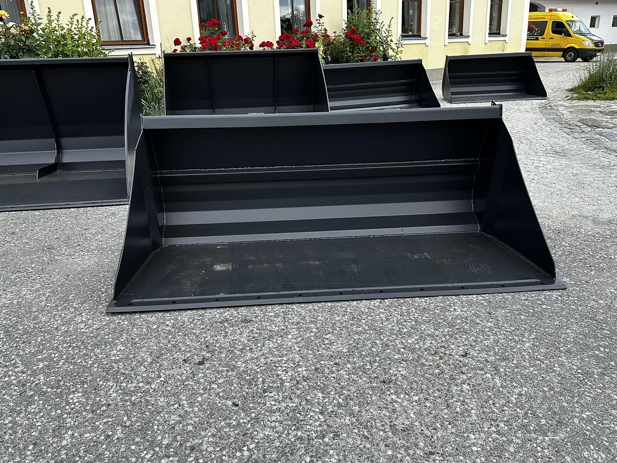 2025 BIG Schwergutschaufel 220 cm mit Manitou Aufnahme