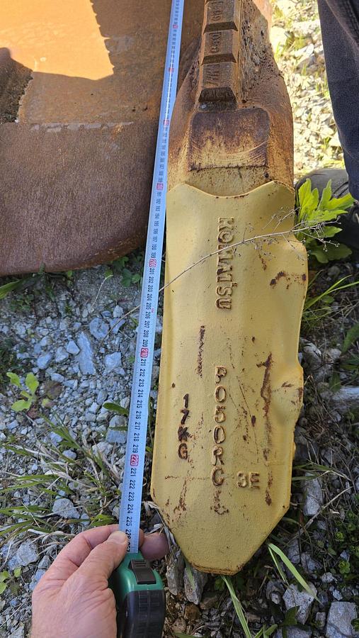 Gebraucht Verachtert  Felslöffel mit gepanzerten Zähnen