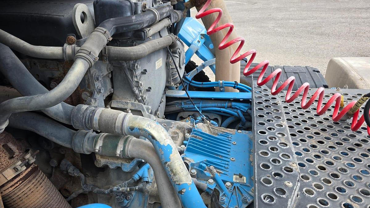 Gebraucht 2016 IVECO Strallis 4x2 Sattelzugmaschine mit Kipphydraulik