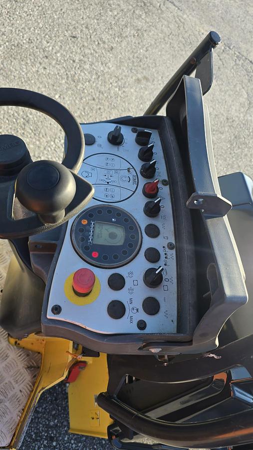 Gebraucht 2021 Bomag BW 90 AC-5 Kombi-Vibrationswalze
