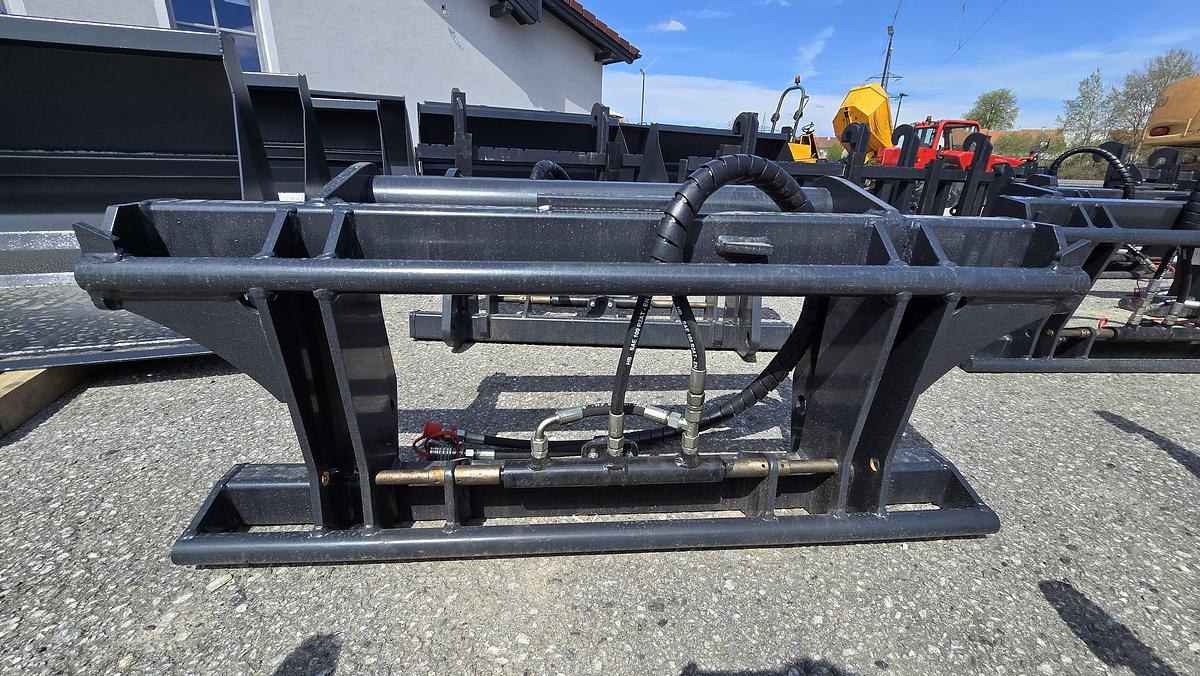 FK Machinery Hydraulischer Adapter Manitou auf Euro Aufnahme